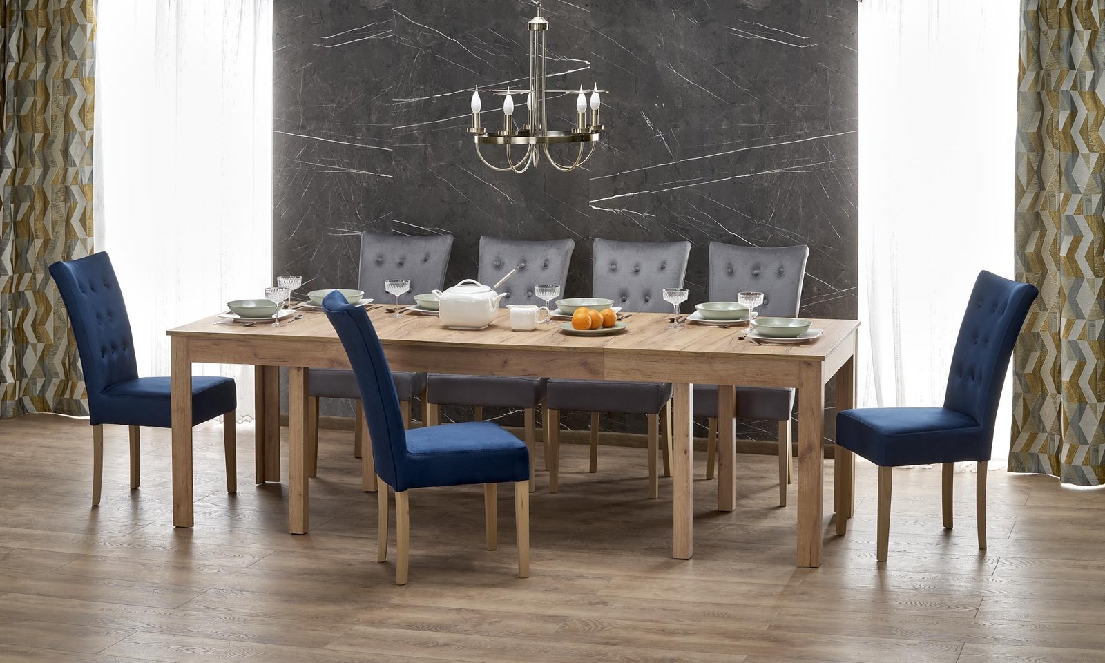 SEWERYN extending table, oak