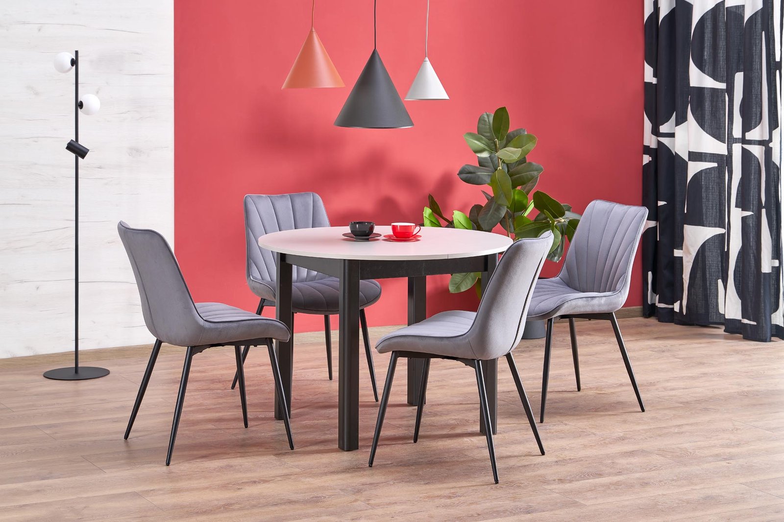 RINGO table, cashmere/black