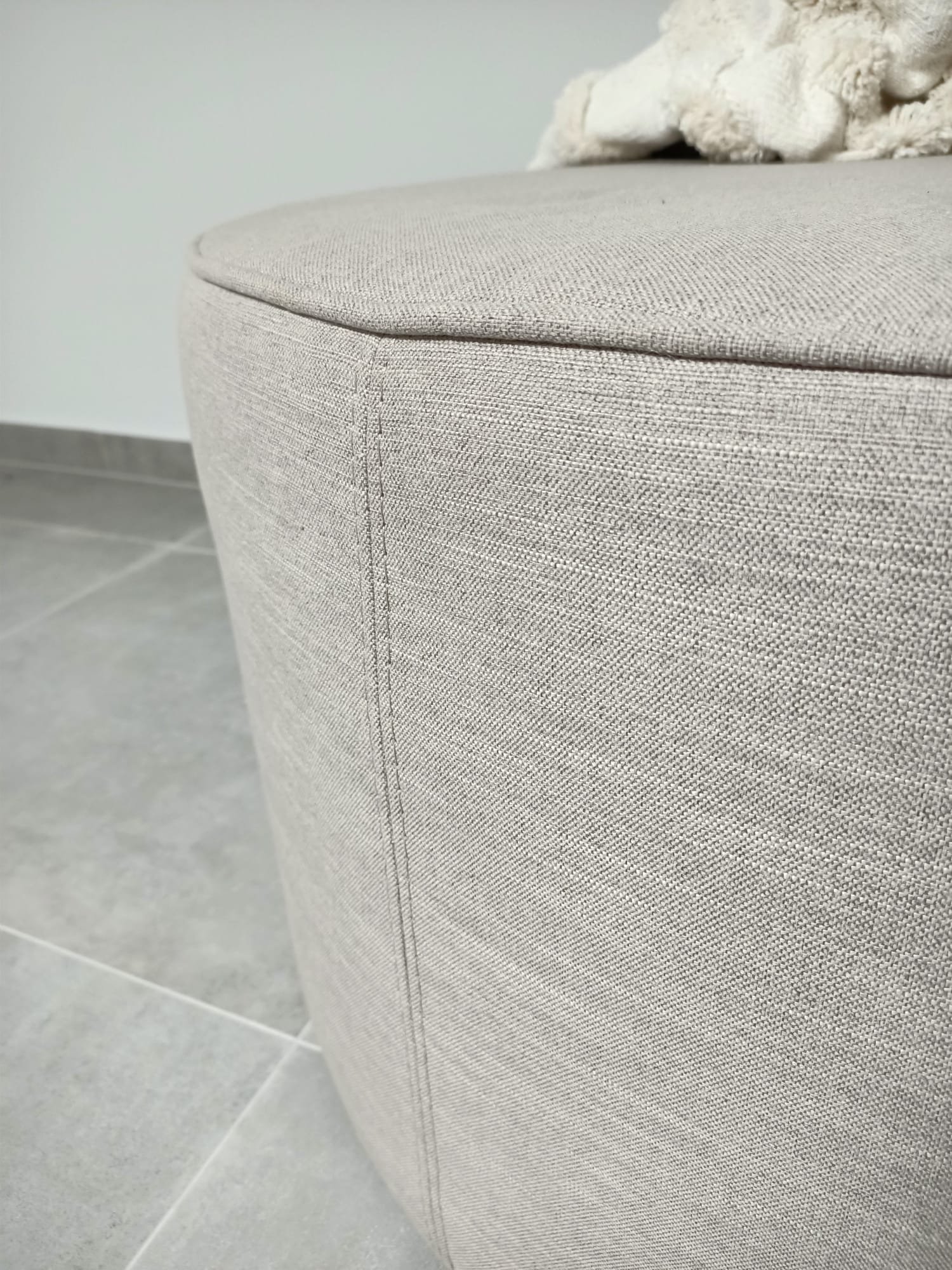 GENOA leather pouf - Image 3