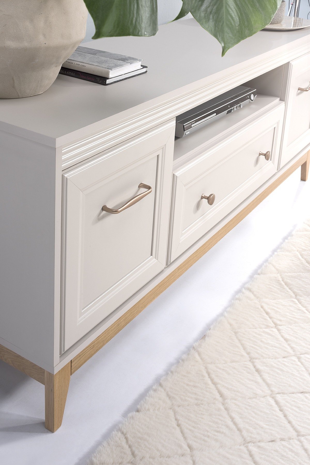 WINDSOR-8 - 2D1S cashmere TV cabinet - Image 6