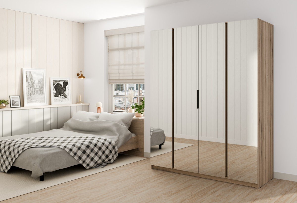Kaja EV/EV 4-door wardrobe with 4 mirrors