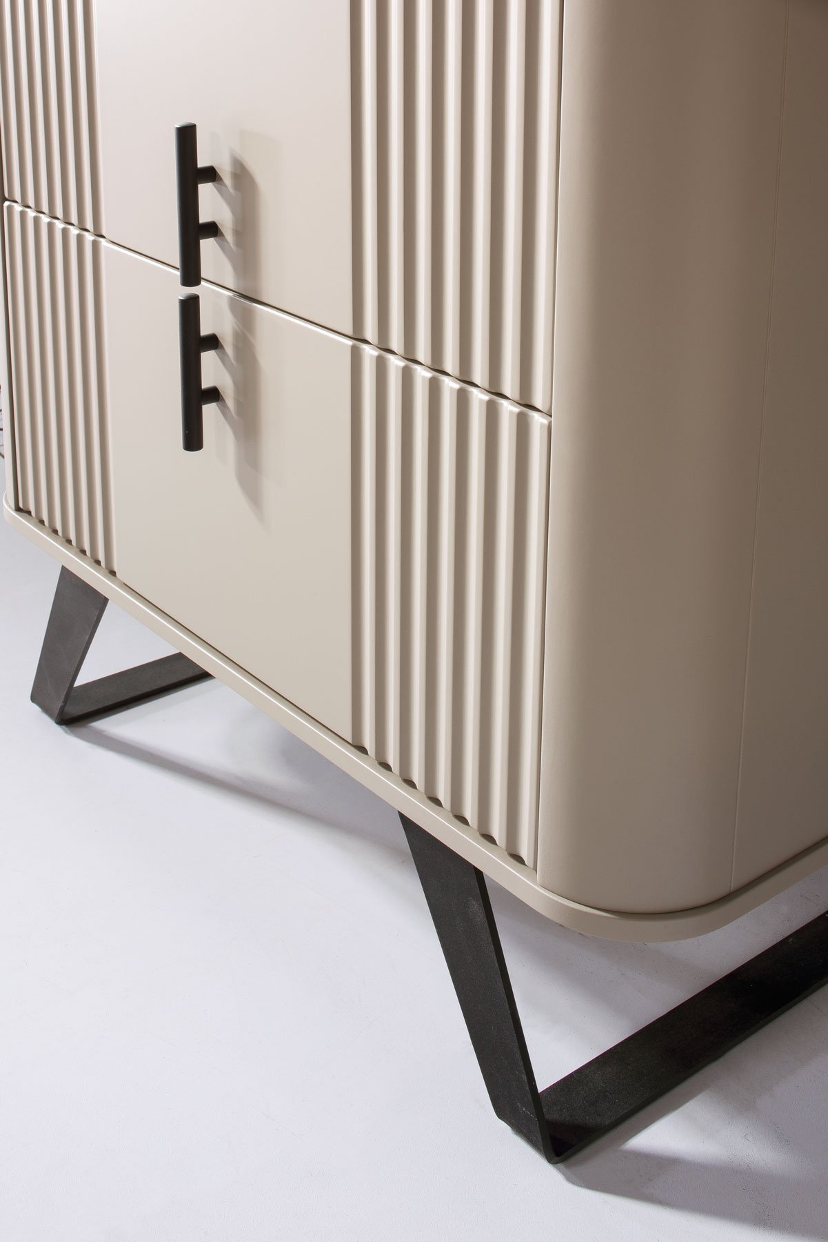 Wide TV stand SANTOS SA2-RTV/D - Image 4