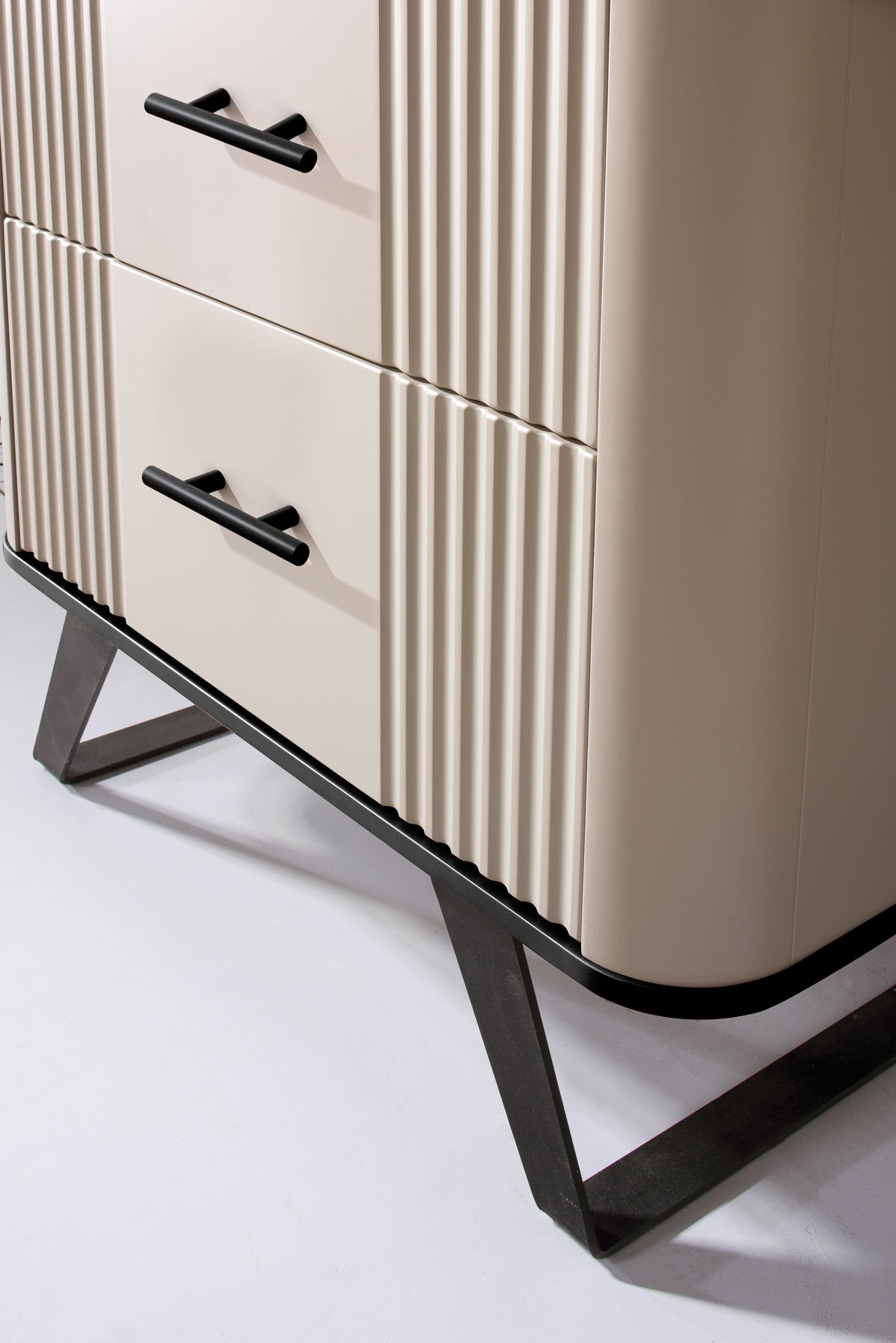 Wide TV stand SANTOS SA2-RTV/D - Image 5