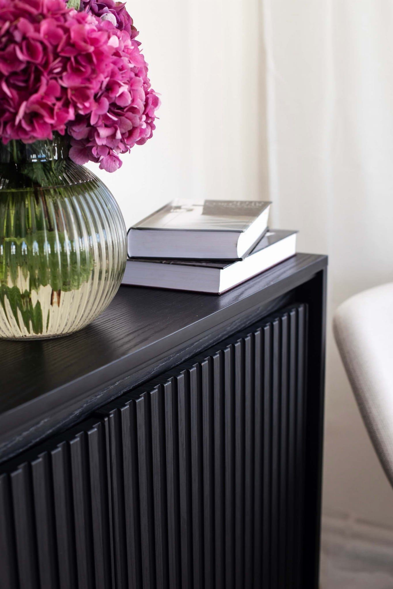 TREND 03 high chest of drawers, black/black legs - Image 2