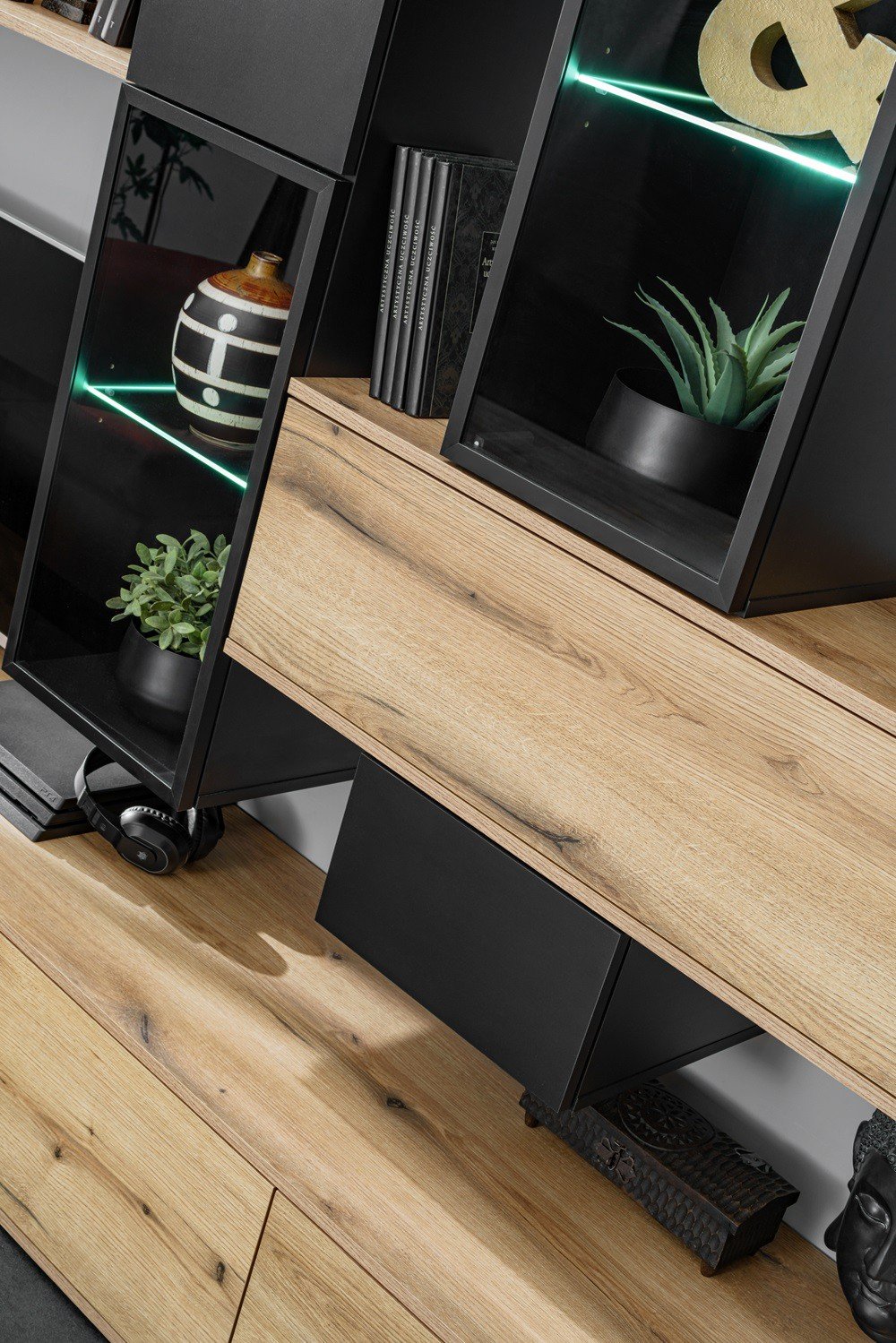 Cruz ASM wall cabinet - Image 3