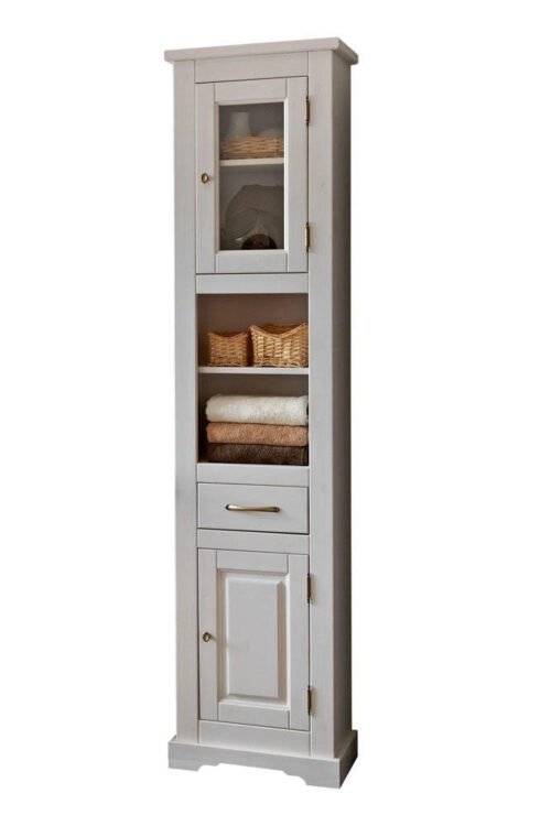 Romantic white wooden pillar