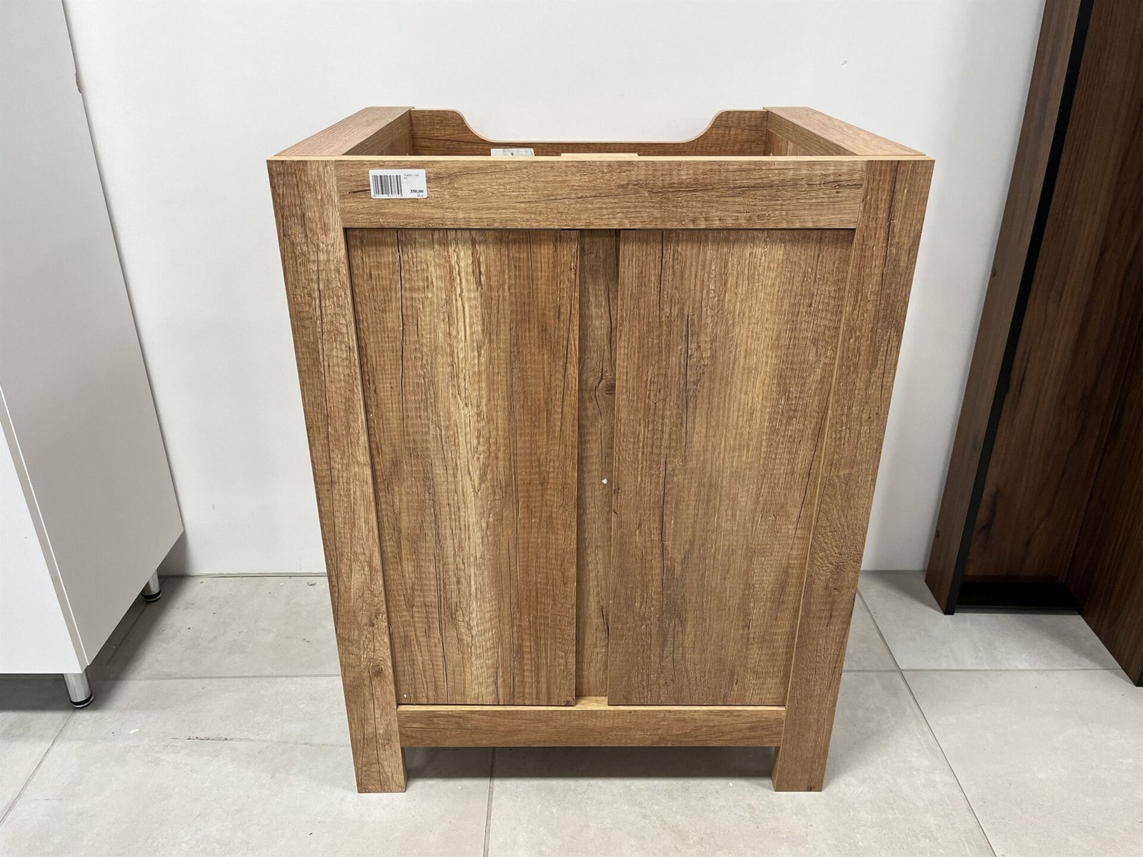 Classic oak washbasin cabinet 60 cm 2D_01
