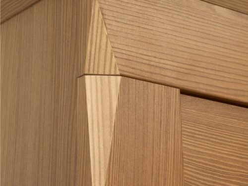 BERGEN single-door display cabinet with two drawers, 72 cm, golden Sibiu larch color